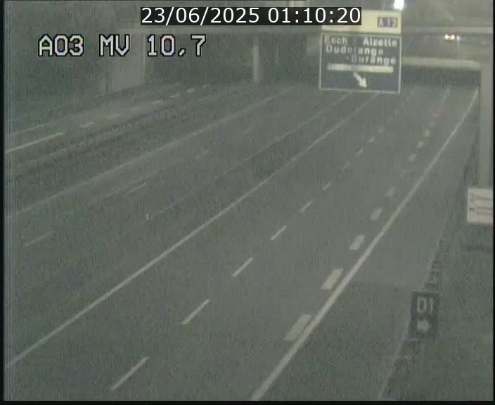 Traffic live webcam Luxembourg Croix de Bettembourg - A3 - BK 10.7 - direction France