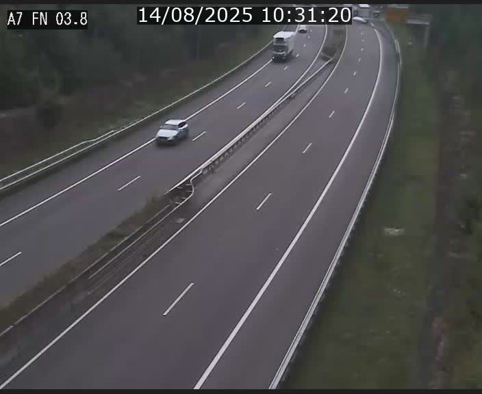 Caméra autoroute Luxembourg A7 - Passage à gibier Rëngelbour - direction Tunnel Stafelter