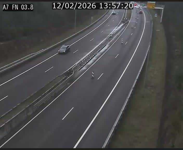 Caméra autoroute Luxembourg A7 - Passage à gibier Rëngelbour - direction Tunnel Stafelter