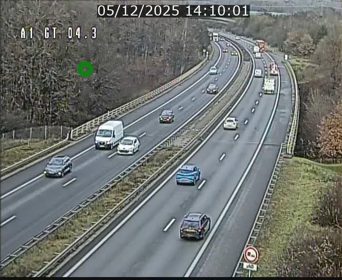Traffic live webcam Luxembourg Itzig - A1 direction Sandweiler - BK 4.3