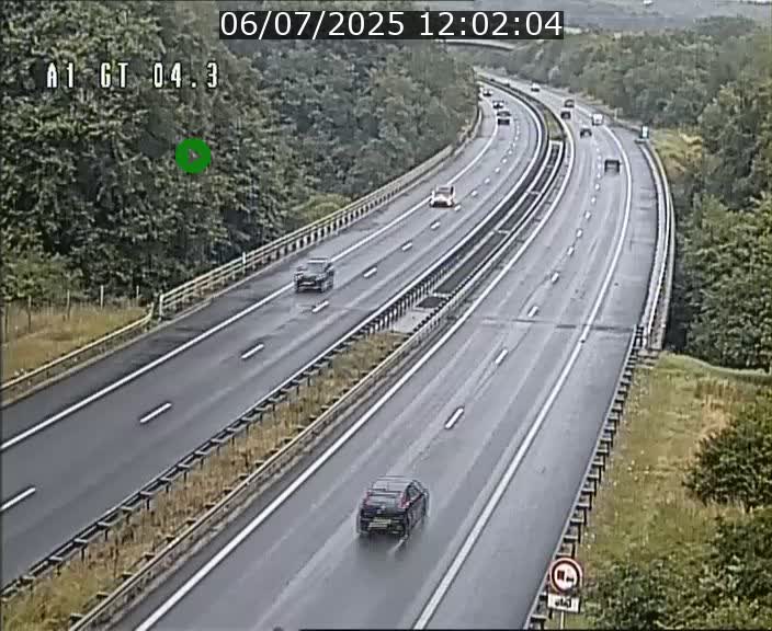 Traffic live webcam Luxembourg Itzig - A1 direction Sandweiler - BK 4.3
