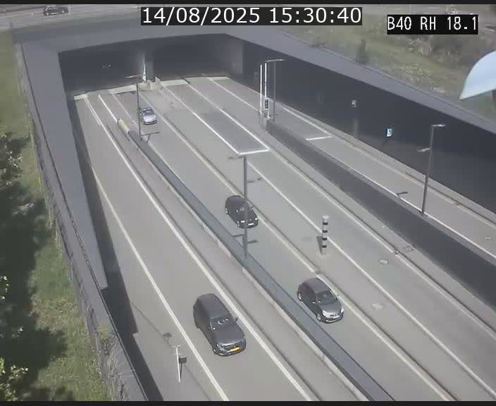 Webcam sur la route de contournement d'Esch-Belval avant le tunnel Central Gate au niveau de la porte de France et du radar fixe