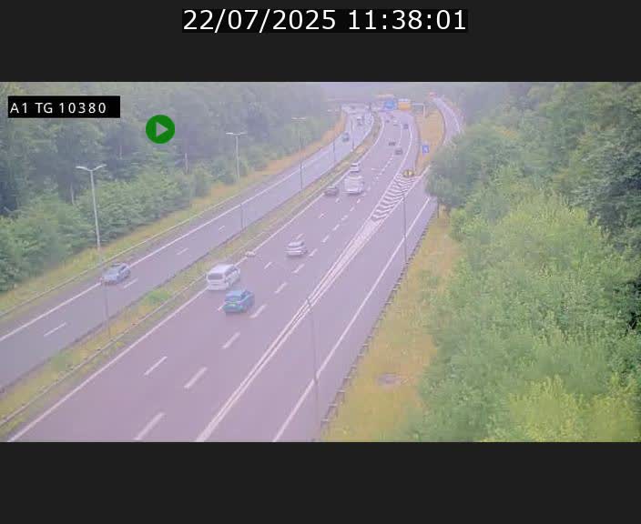 Traffic live webcam Luxembourg Senningerberg - A1 direction Luxembourg Kirchberg - BK 10.3