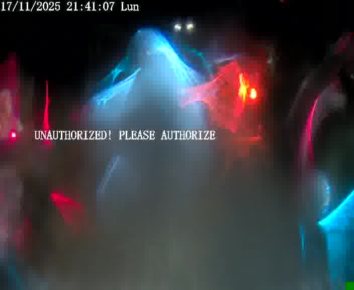 Webcam installée le long de D1 (France) à Ennery, pointée vers Metz, utile pour suivre précisément les conditions de trafic.