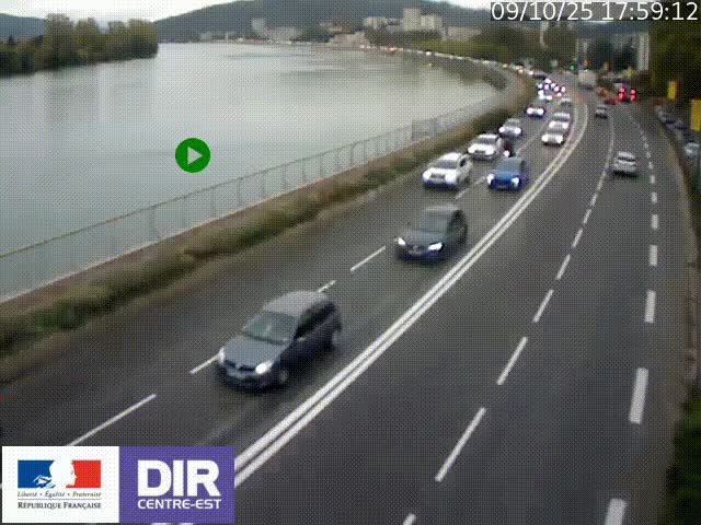 Webcam sur le quai Parjot à Vienne, aux Portes de Lyon, sur la Nationale 7, à la jonction avec le boulevard du Rhône-nord (D1407), caméra orientée vers Lyon