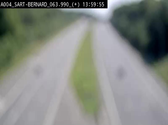 Webcam sur l'E411 à hauteur de la jonction avec la N4 à la sortie de Namur. Vue orientée vers Luxembourg