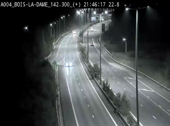 Webcam située entre la sortie 29 Neufchâteau et la jonction avec l'E25 en direction de Liège et Luxembourg
