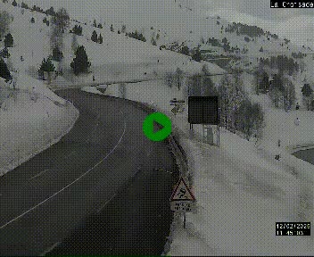 Webcam au carrefour de la croisade, à la jonction entre la N22 et la N320, avant le poste de douane franco-andorrane. Webcam à 1790 mètres d'altitude