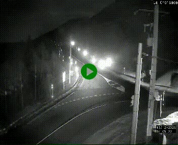 Webcam au carrefour de la croisade, à la jonction entre la N22 et la N320, avant le poste de douane franco-andorrane. Webcam à 1790 mètres d'altitude