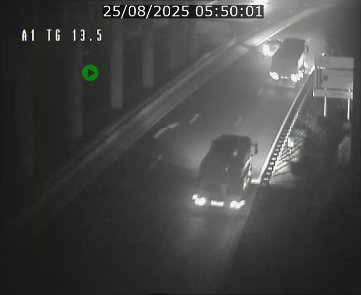 Traffic live webcam Luxembourg Senningen - A1 direction Luxembourg - BK 13.5
