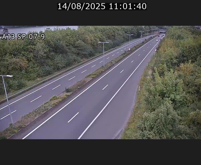 Traffic live webcam Luxembourg Jonction Lankelz - A13 direction Pétange - BK 7.9