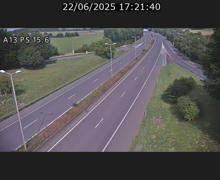 Traffic live webcam Luxembourg Kayl - A13 direction Dudelange - BK 15.6