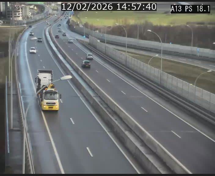Traffic live webcam Luxembourg Dudelange - A13 direction Croix de Bettembourg - BK 18.1