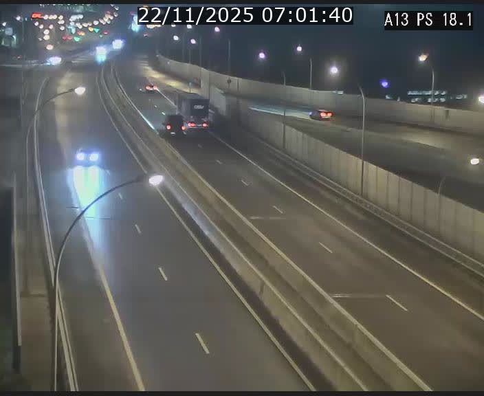 Traffic live webcam Luxembourg Dudelange - A13 direction Croix de Bettembourg - BK 18.1