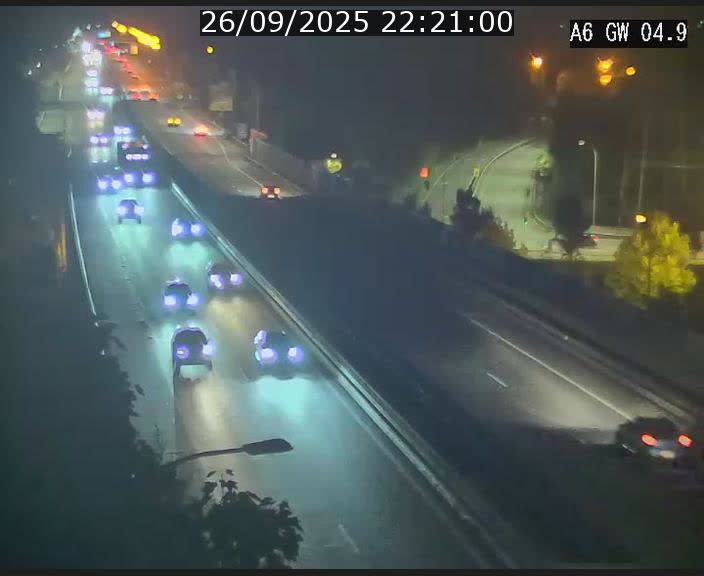 Traffic live webcam Luxembourg Croix de Cessange - A6 - BK 4.9 - direction Belgique