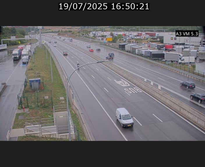 Traffic live webcam Luxembourg Aire de Berchem - A3 - BK 5 - direction France
