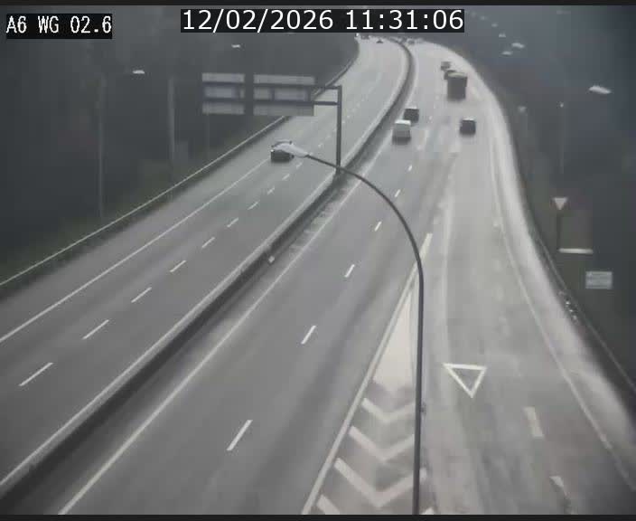 Traffic live webcam Luxembourg Croix de Cessange - A6 - BK 2.6 - direction France/Allemagne