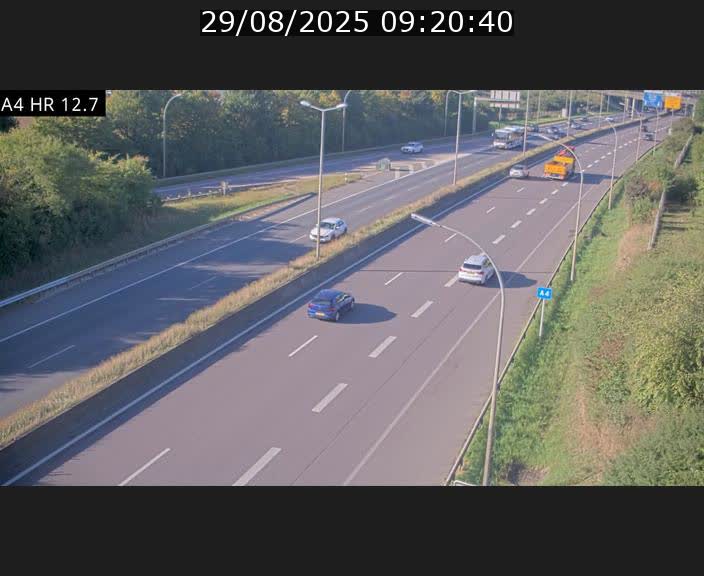 Traffic live webcam Luxembourg Esch sur Alzette - A4 - BK 12.7 - direction Esch-Belval