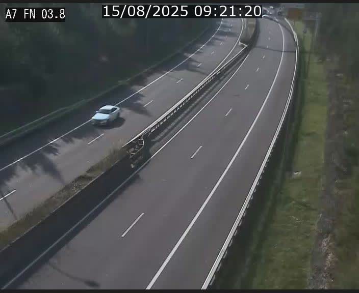 Caméra autoroute Luxembourg A7 - Passage à gibier Rëngelbour - direction Tunnel Stafelter