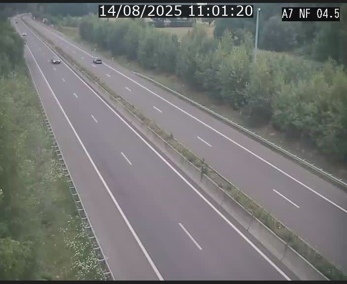 Caméra autoroute Luxembourg A7 - Passage à gibier Rëngelbour - direction Tunnel Grouft