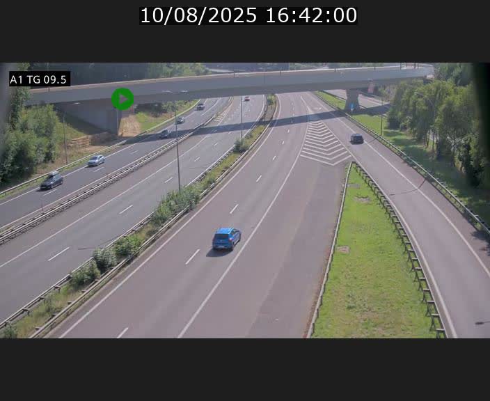 Traffic live webcam Luxembourg Jonction Grünewald - A1 direction Luxembourg-ville - BK 9.5