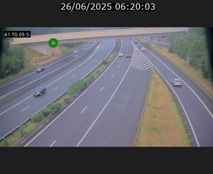 Traffic live webcam Luxembourg Jonction Grünewald - A1 direction Luxembourg-ville - BK 9.5