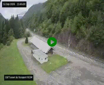 Webcam à l'entrée du tunnel du Somport, côté français, sur la N134, dans les Pyrénées, en direction de l'Espagne, à 1116 mètres d'altitude