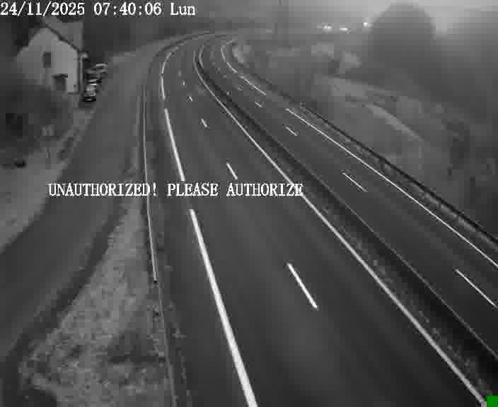 Webcam sur la D910 située dans la Côte des 4 vents. Vue orientée vers le bas, vers Saint-Avold.