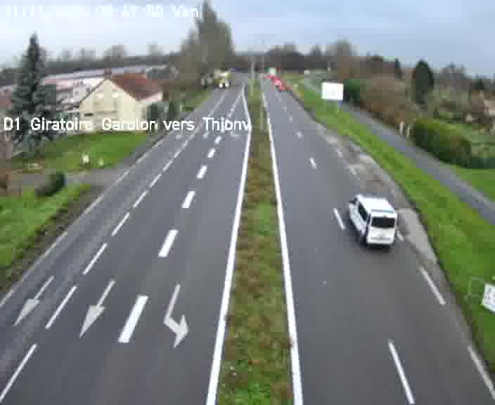 Webcam de surveillance sur D1 (France) à Ennery, cadrée vers Thionville, proposant une information routière utile aux déplacements quotidiens.