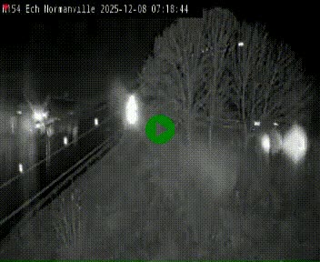 Webcam à hauteur du Leclerc Normanville sur la N154. Vue orientée vers Rouen