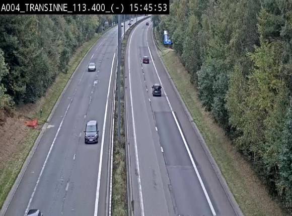 Caméra trafic E411 (A4) - Transinne direction Namur - BK 113.425