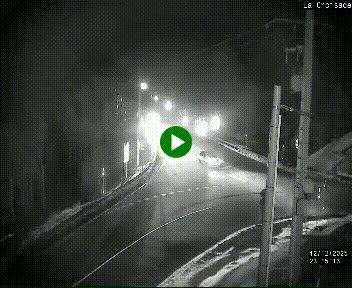 Webcam au carrefour de la croisade, à la jonction entre la N22 et la N320, avant le poste de douane franco-andorrane. Webcam à 1790 mètres d'altitude