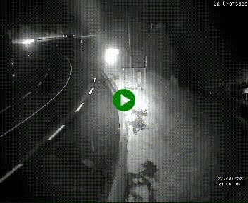 Webcam au carrefour de la croisade, à la jonction entre la N22 et la N320, avant le poste de douane franco-andorrane. Webcam à 1790 mètres d'altitude