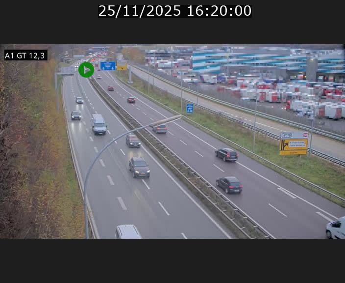 Traffic live webcam Luxembourg Senningerberg - A1 direction Allemagne - BK 12.3