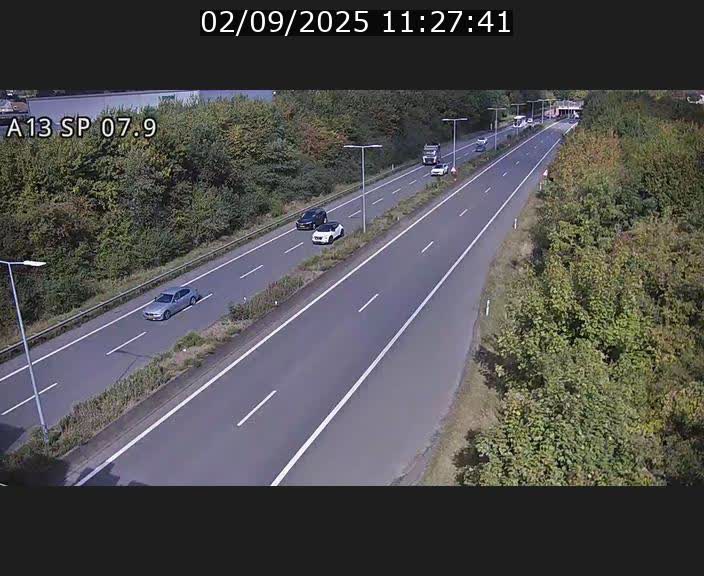 Traffic live webcam Luxembourg Jonction Lankelz - A13 direction Pétange - BK 7.9