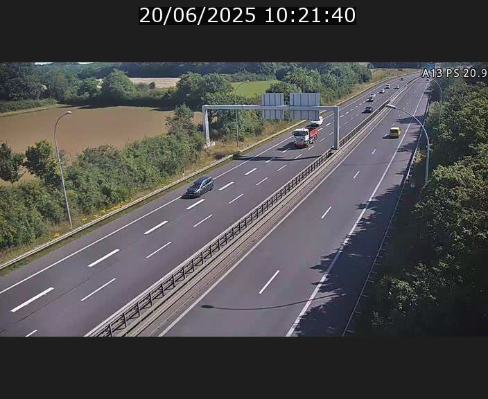 Traffic live webcam Luxembourg Croix de Bettembourg, rond-point d'Hellange - A13 direction Allemagne - BK 20.9
