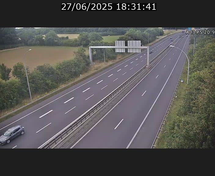 Traffic live webcam Luxembourg Croix de Bettembourg, rond-point d'Hellange - A13 direction Allemagne - BK 20.9