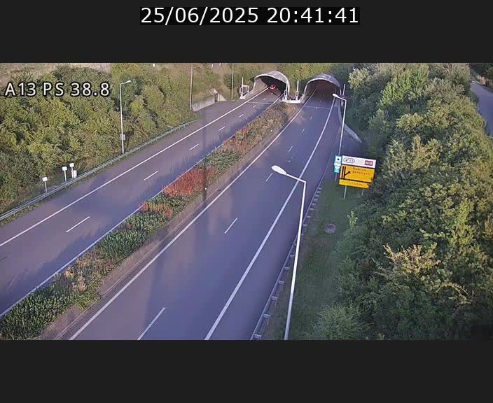 Webcam autoroute A13 à l'entrée ouest du tunnel Markusbierg à Schengen. Vue orientée vers Mondorf-les-Bains
