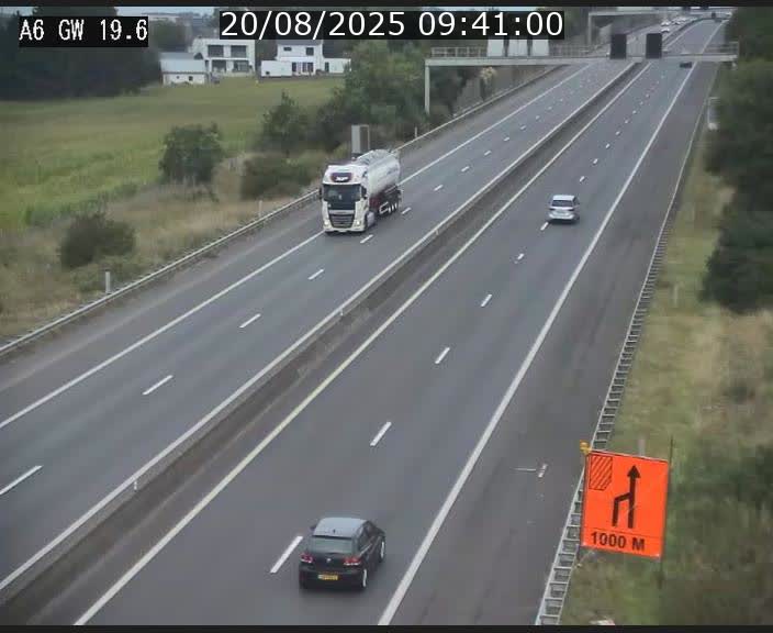 Traffic live webcam Luxembourg - Steinfort - A6 - BK 19.6 - direction Belgique