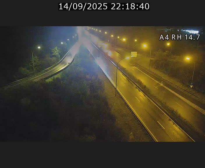 Traffic live webcam Luxembourg Jonction Lankelz - A4 - BK 14.7 - direction Luxembourg