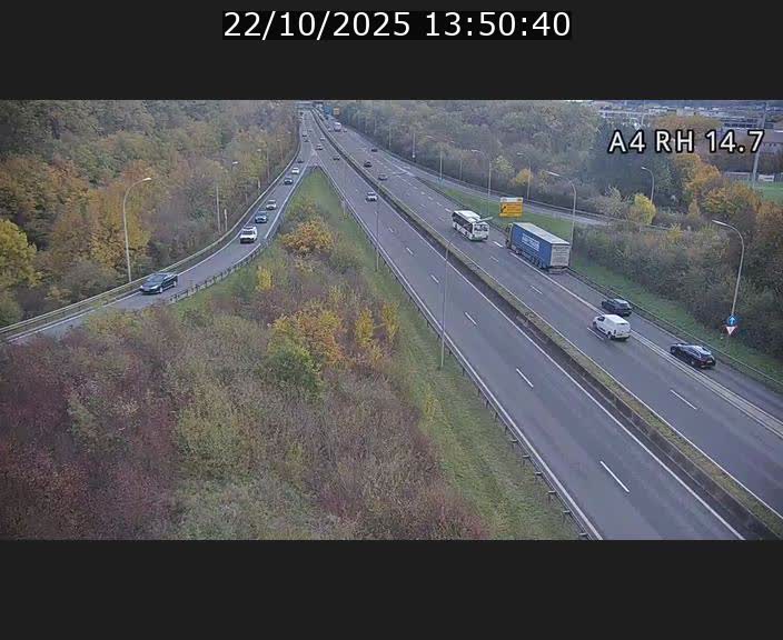 Traffic live webcam Luxembourg Jonction Lankelz - A4 - BK 14.7 - direction Luxembourg