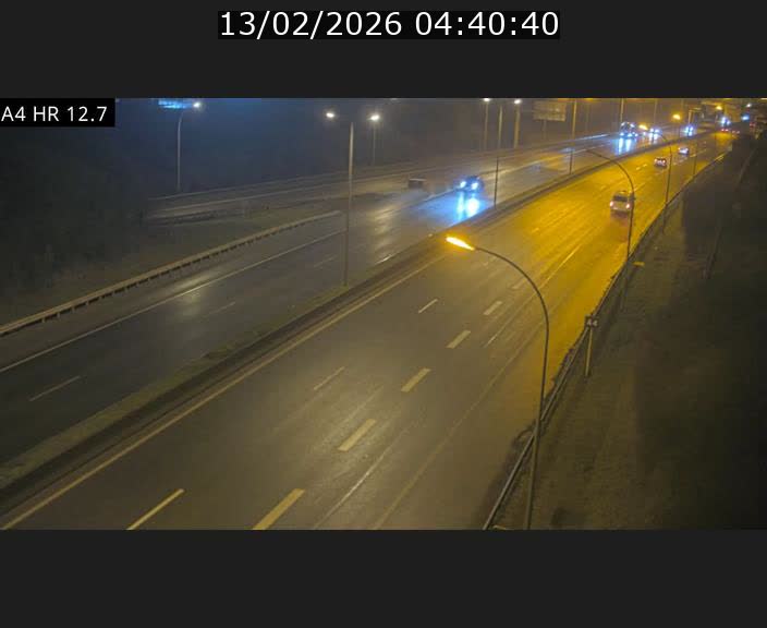 Traffic live webcam Luxembourg Esch sur Alzette - A4 - BK 12.7 - direction Esch-Belval