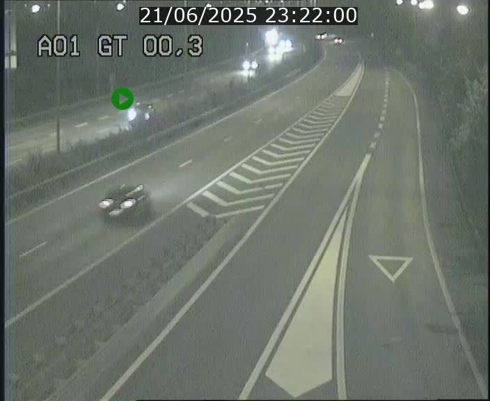 Traffic live webcam Luxembourg Croix de Gasperich - A1 direction Kirchberg - BK 0.3