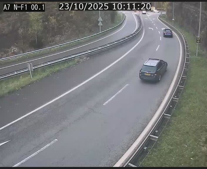 Webcam autoroute Luxembourg A7 située dans la sortie 1 Waldhof, vers la N11, avant le Tunnel Stafelter