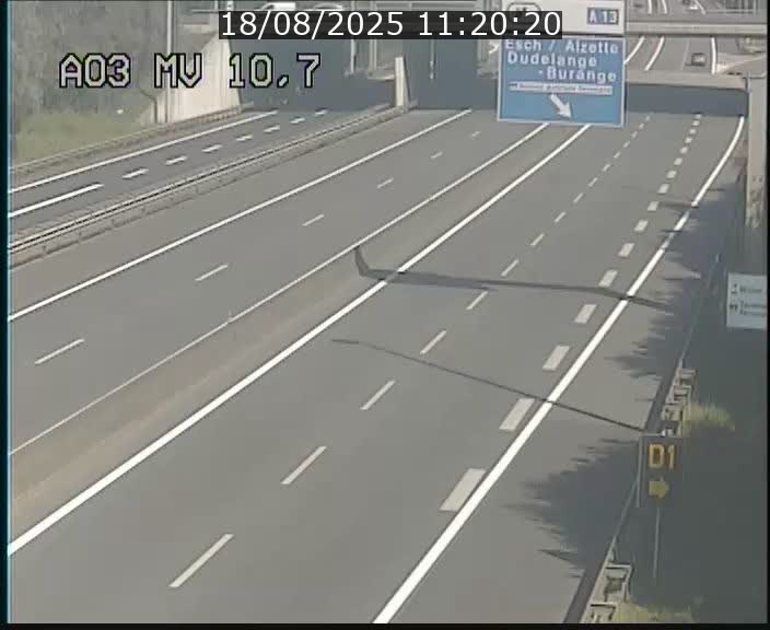 Traffic live webcam Luxembourg Croix de Bettembourg - A3 - BK 10.7 - direction France