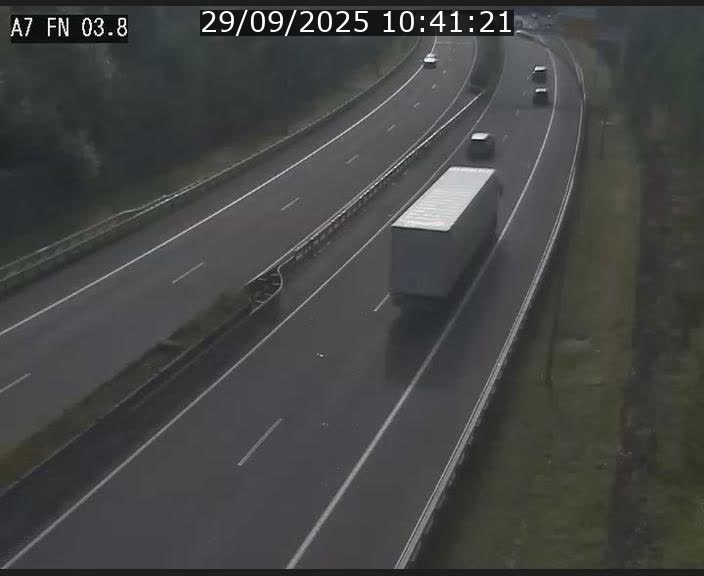 Caméra autoroute Luxembourg A7 - Passage à gibier Rëngelbour - direction Tunnel Stafelter