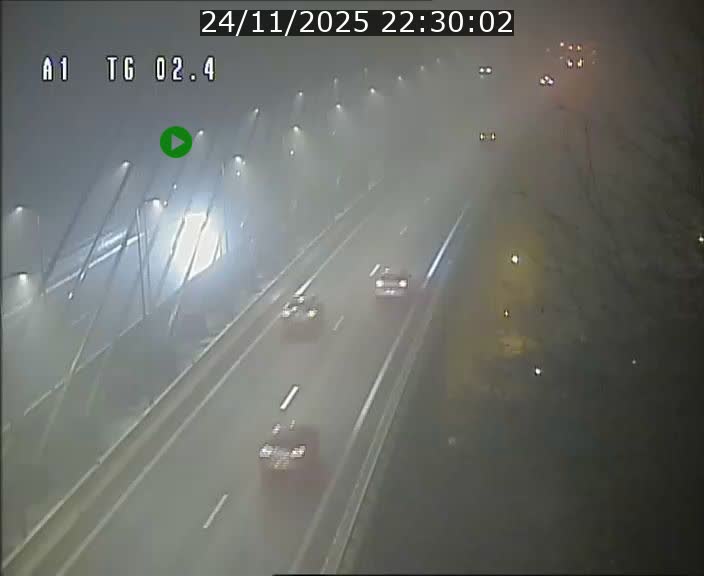 Traffic live webcam Luxembourg Sandweiler - A1 direction Luxembourg-ville - BK 2.4
