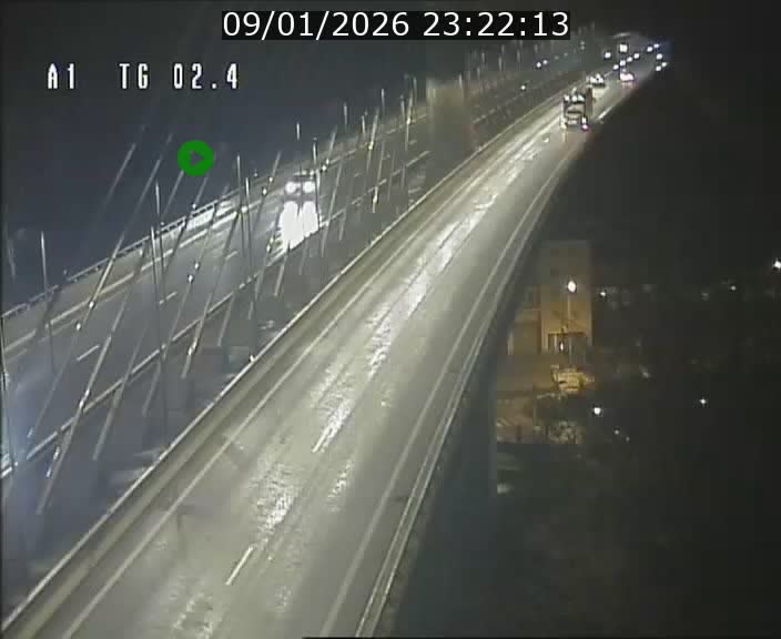 Traffic live webcam Luxembourg Sandweiler - A1 direction Luxembourg-ville - BK 2.4