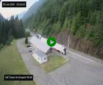 Webcam à l'entrée du tunnel du Somport, côté français, sur la N134, dans les Pyrénées, en direction de l'Espagne, à 1116 mètres d'altitude