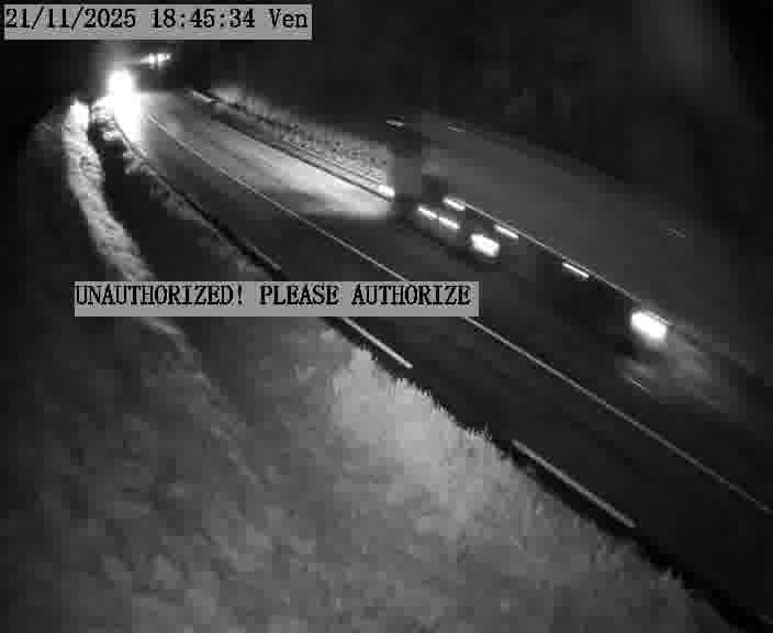 Webcam installée le long de D955 (France) à Amelécourt, pointée vers Metz, utile pour suivre précisément les conditions de trafic.